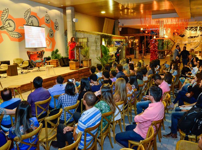 Seminário aborda tendências em decoração e design de móveis em AL