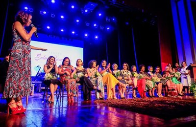 Troféu Selma Bandeira encerra mês de valorização da mulher maceioense