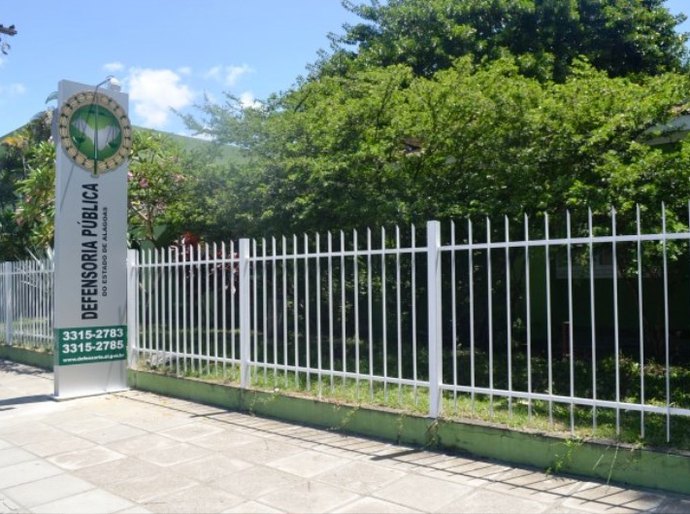 Defensoria quer que prefeitura de Matriz forneça uniformes a alunos carentes