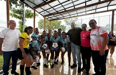 Nasa vence as Meninas da Vila e se torna campeã da 1ª edição do Torneio Futebol Feminino é Massa