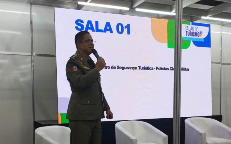 PM de Alagoas expõe boas práticas de policiamento no Salão do Turismo no RJ
