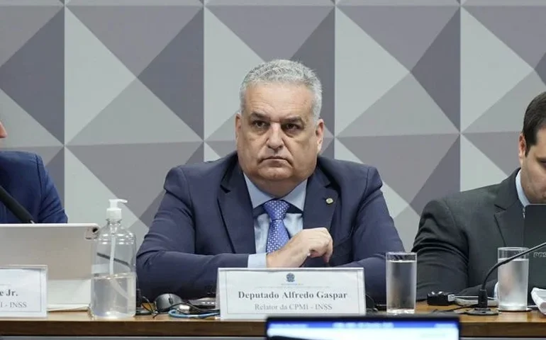 Mais de 200 indiciamentos: Alfredo Gaspar avança na fase final do relatório da CPMI que investiga crime contra aposentados e pensionistas