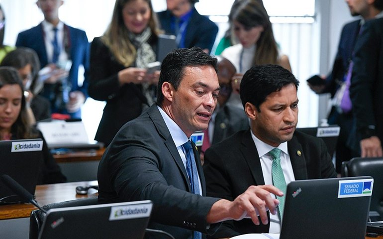 CE aprova Itajubá como Capital Nacional da Produção de Helicópteros