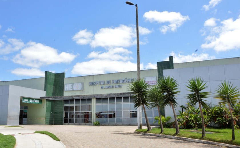 Hospital de Emergência do Agreste é referência em assistência e acolhe arapiraquenses e moradores de 45 municípios do interior