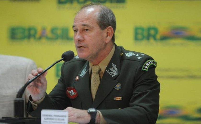 Ministro da Defesa envia representação à PGR contra Gilmar Mendes