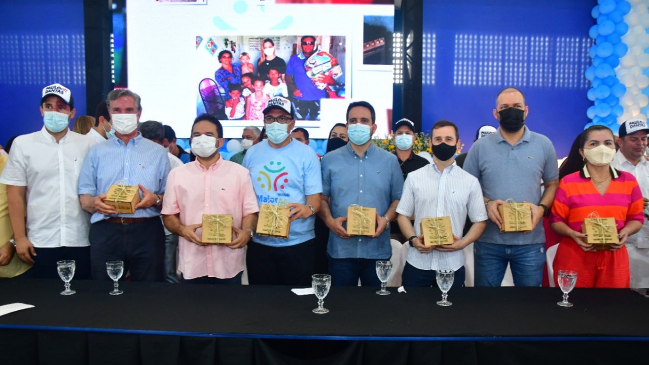 Major Izidoro comemora 72 anos com lançamento  do maior programa social da história do município