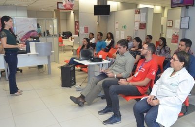 Secretaria de Saúde de Coruripe promove Abril Verde na Agência Banco do Nordeste 