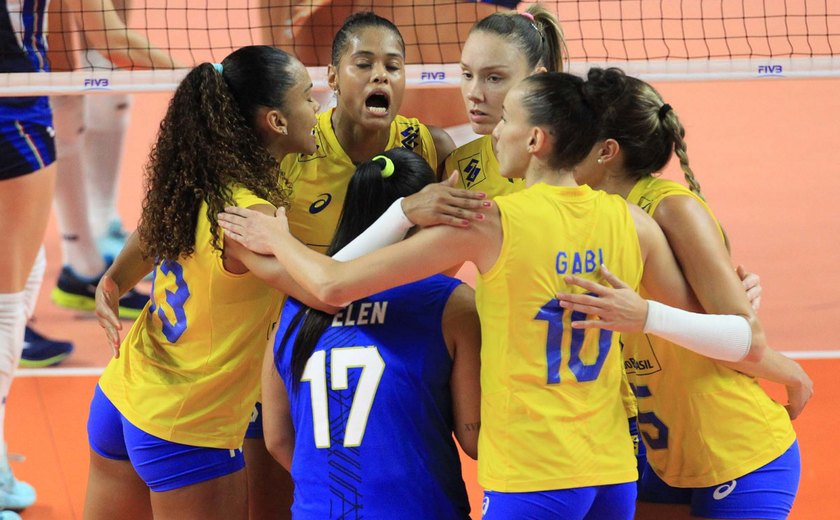Seleção brasileira feminina vence Japão e vai disputar a final da Liga das Nações