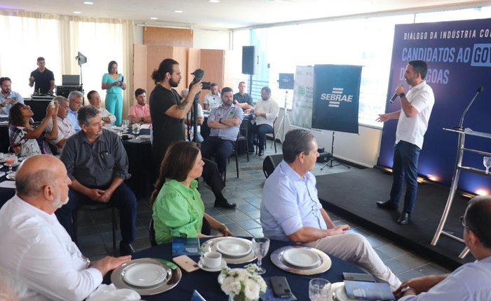 Dantas garantiu que seu programa de governo traz projetos para investimentos em energia eólica, solar e biomassa Dantas garantiu que seu programa de governo traz projetos para investimentos em energia eólica, solar e biomassa