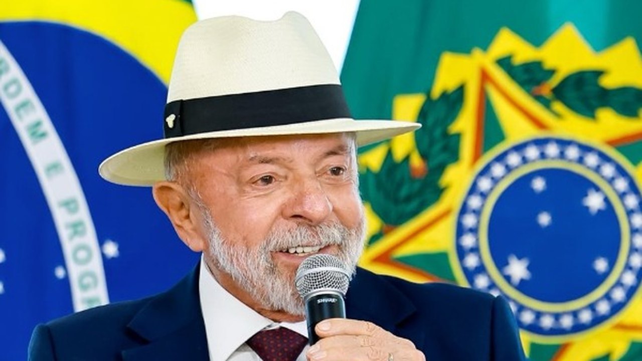 Lula responde a Trump: “Não se meta nas eleições do Brasil”