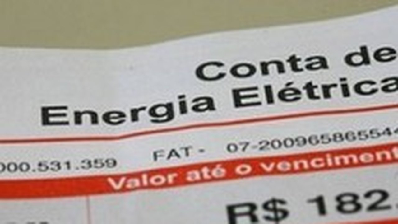 Aneel define aumento de taxa de retorno das distribuidoras de energia