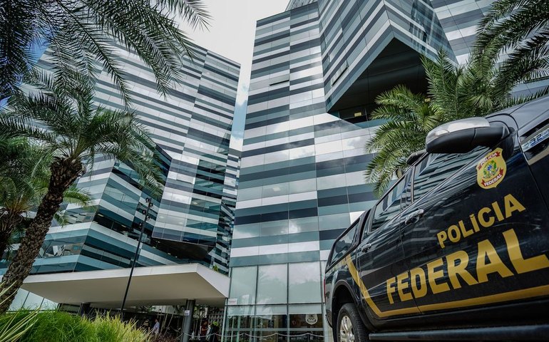 Anderson Torres e Ramagem são demitidos da PF após condenação