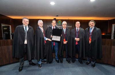 Desembargador eleitoral Sóstenes Alex de Andrade participa  da última sessão presencial no TRE/AL