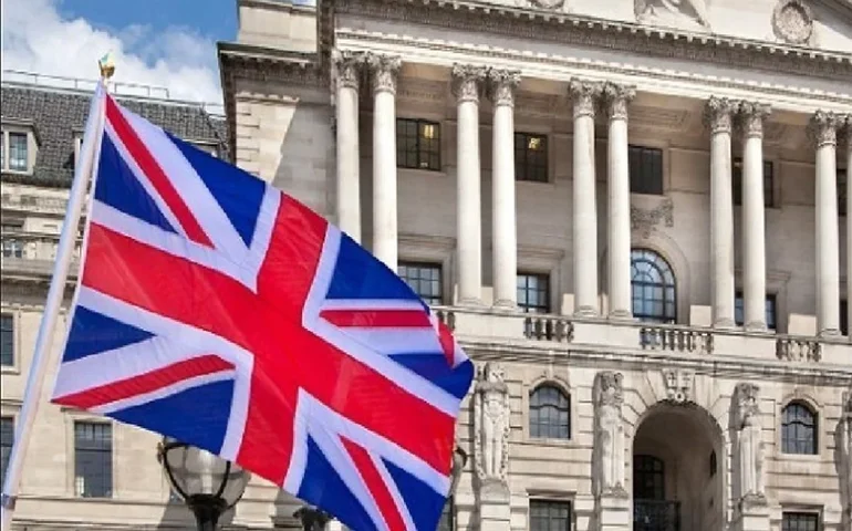 Integrante do BoE alerta para erosão da credibilidade britânica com persistência inflacionária