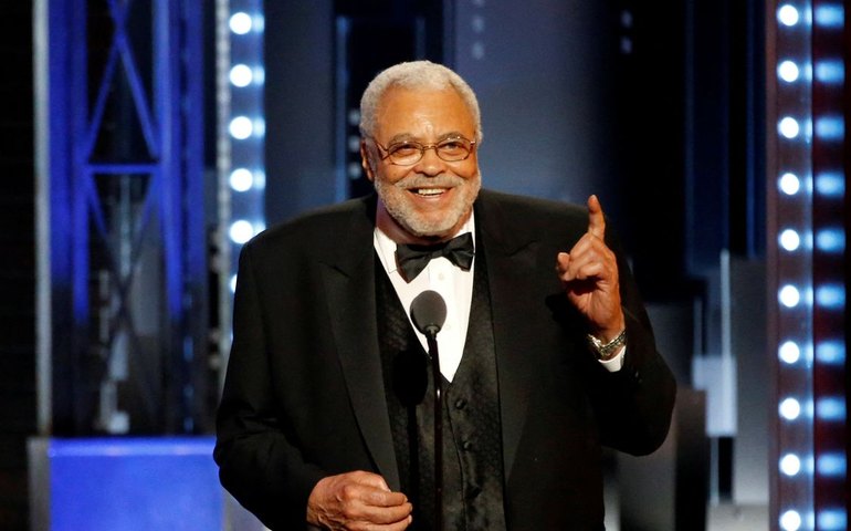 Voz de Darth Vader, James Earl Jones morre aos 93 anos