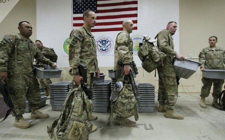 UE pode ameaçar EUA com retirada de bases militares da Europa, aponta mídia