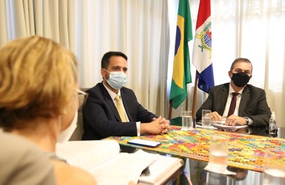 Deputado Ronaldo Medeiros participa de reunião com Sinteal na Assembleia