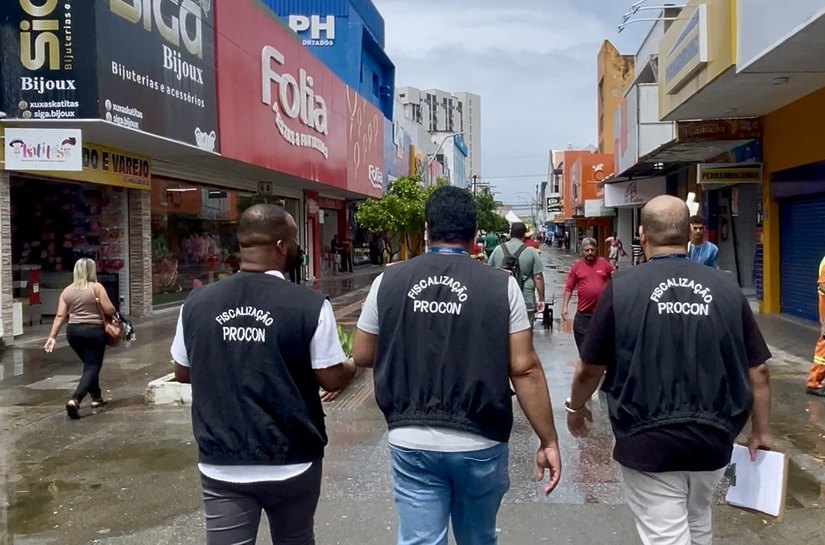 Procon Maceió realiza fiscalização de rotina em lojas do Centro