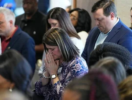 Comunidade da Louisiana está em choque após um homem matar 8 crianças