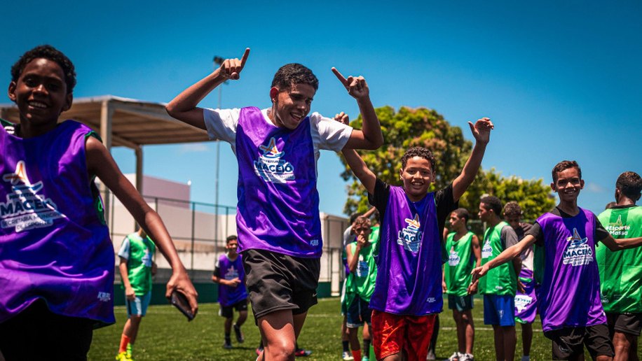 Areninhas promovem transformação e inclusão social através do esporte em Maceió