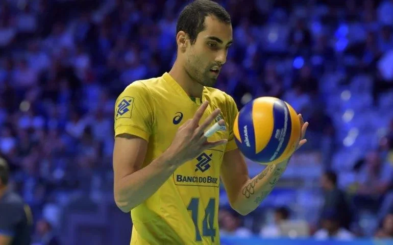 Douglas recusa convocação de Bernardinho para a seleção de vôlei: 'Ciclo encerrado'