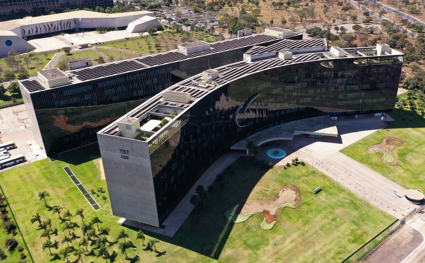 TST muda entendimento sobre pagamento de horas extras