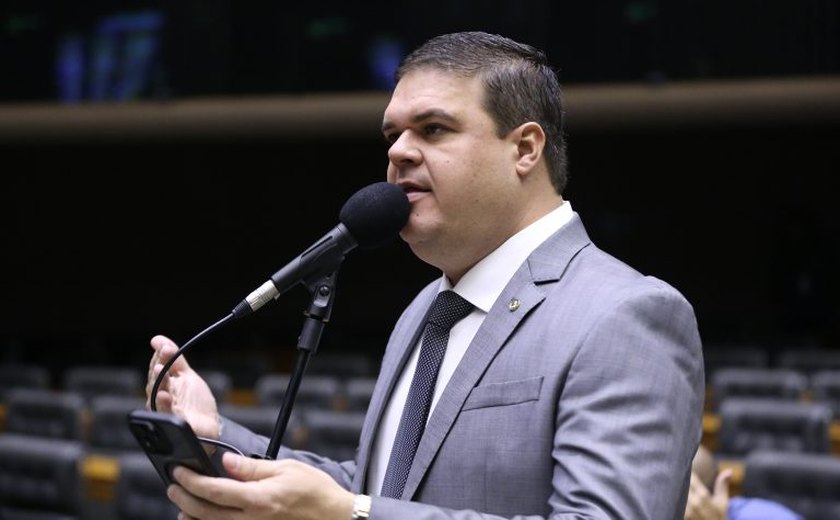 Comissão aprova projeto que permite organizações sociais no atendimento a pessoas com deficiência