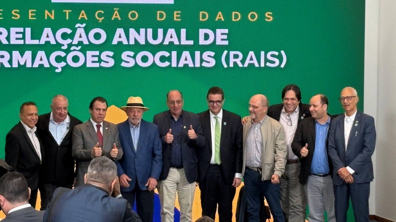 Lula critica bets e defende 'endividamento saudável' em evento do Ministério do Trabalho e Emprego