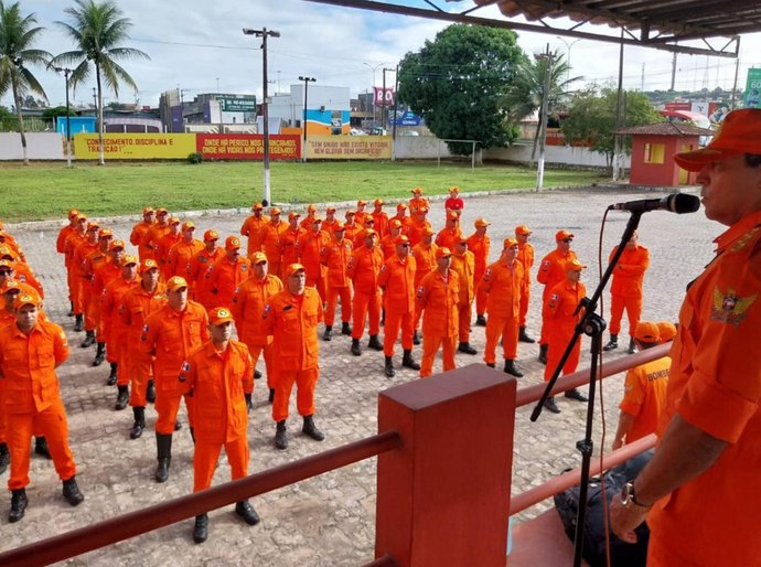 Bombeiros encerram as apresentações dos trabalhos de conclusão do Curso de Aperfeiçoamento de Praças