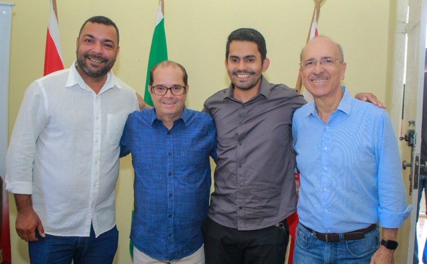 Prefeito Ronaldo Lopes promove mudanças no primeiro escalão do governo