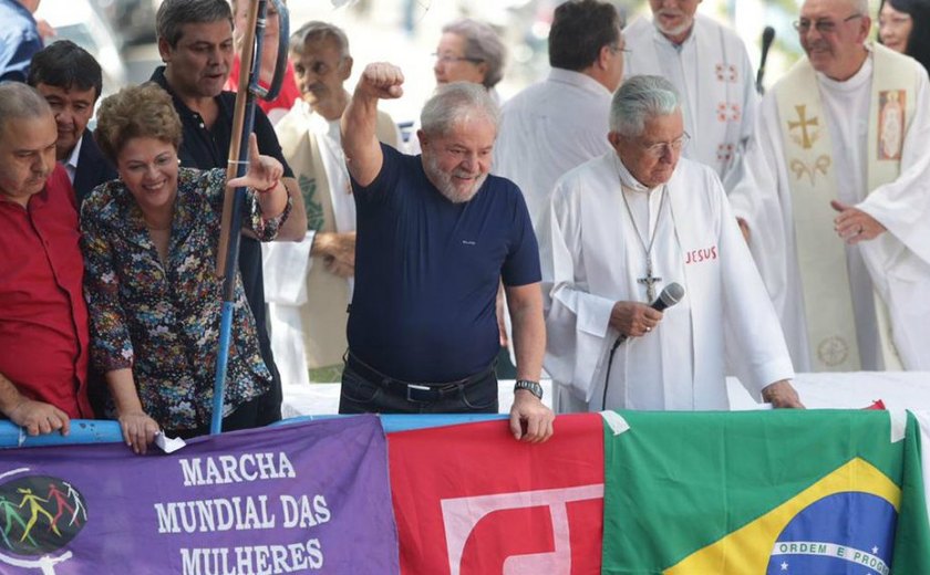 Lula lidera em todos os cenários, indica pesquisa CNT/MDA
