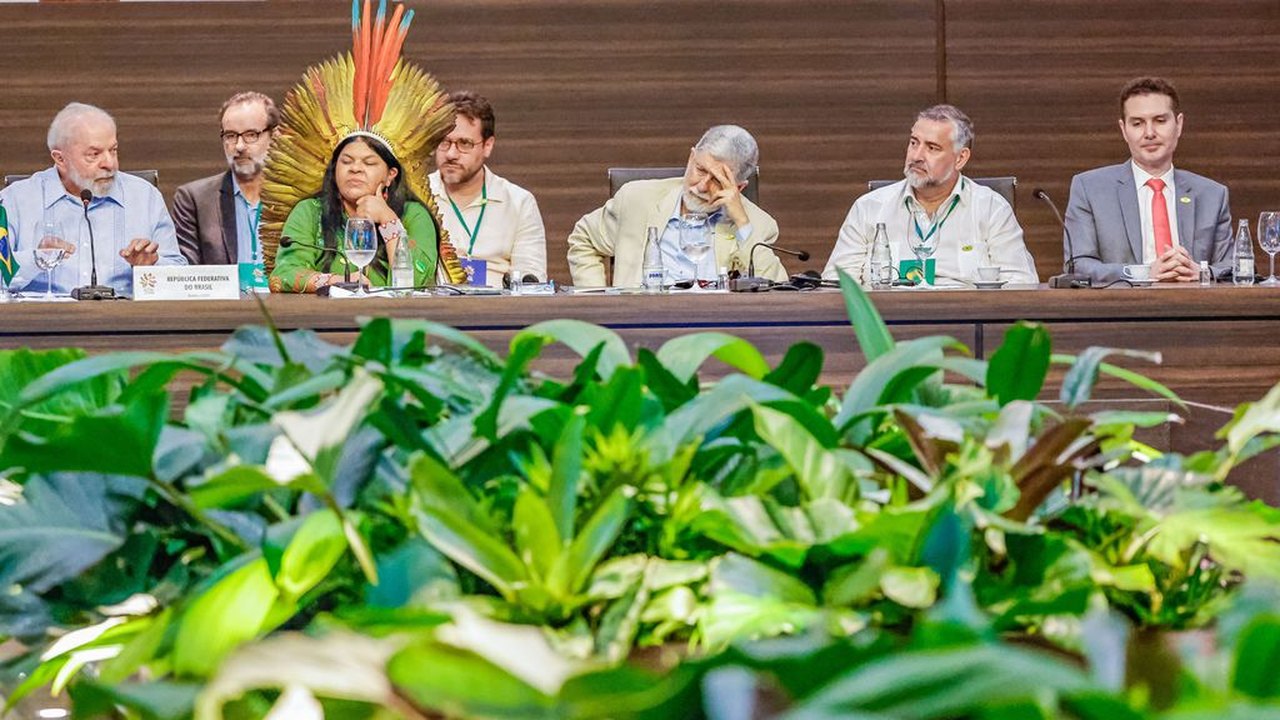 Presidentes de oito países amazônicos assinam Declaração de Belém