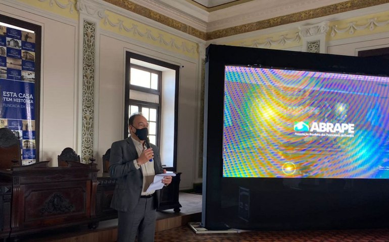 Em encontro com representantes do setor, Deputado Galba Novaes volta a defender eventos-testes em AL