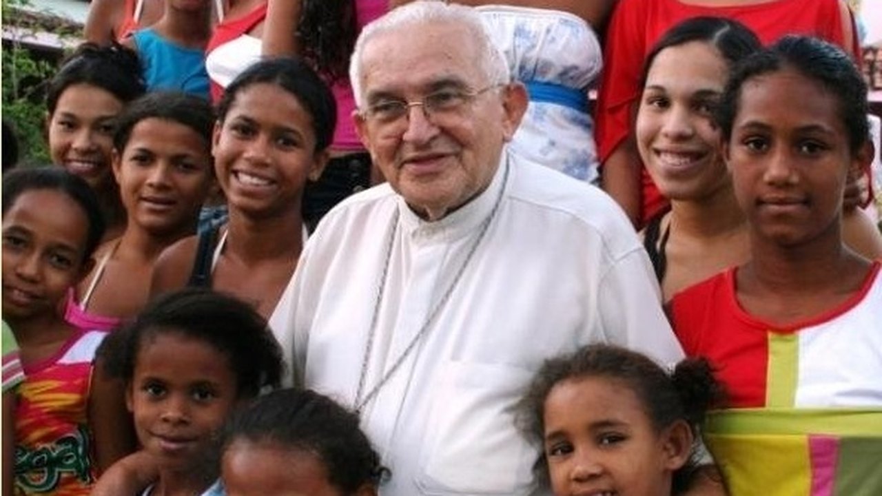 Morre aos 88 anos o Monsenhor Aldo de Melo Brandão