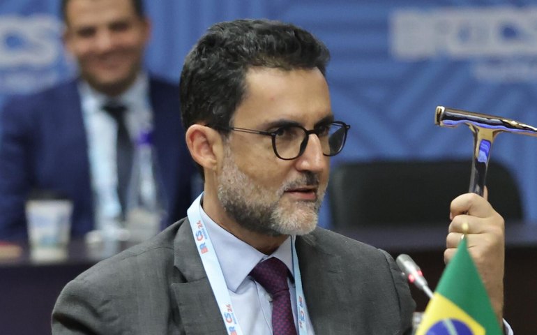 Coordenador do BRICS no Brasil revela à Sputnik prioridades do país para Cúpula de 2025 (VÍDEOS)