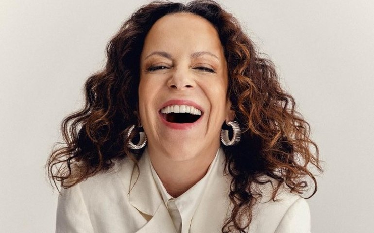 Bebel Gilberto reconhece união estável de João Gilberto para não prejudicar a obra do pai