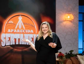 Dupla Júlia e Rafaela se apresenta no Aparecida Sertaneja