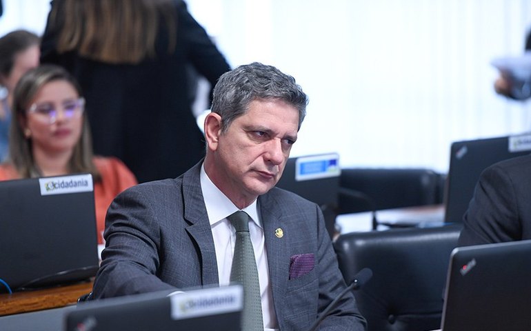 Votação do Orçamento deve ser após carnaval, afirma líder do PT no Senado