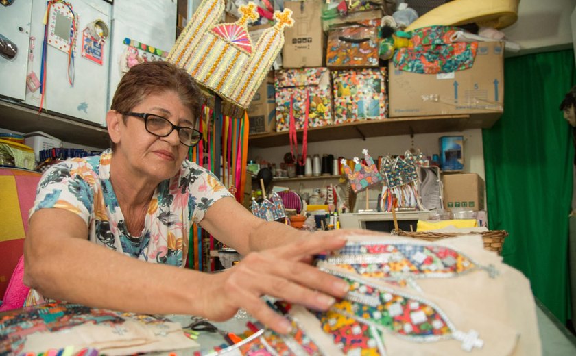 Biblioteca Pública abre inscrições para oficina destinada a artesãs empreendedoras