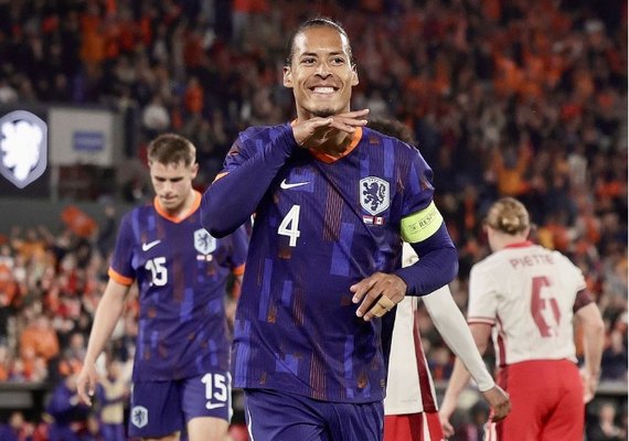Holanda só precisa do segundo tempo em amistoso para marcar quatro gols no Canadá