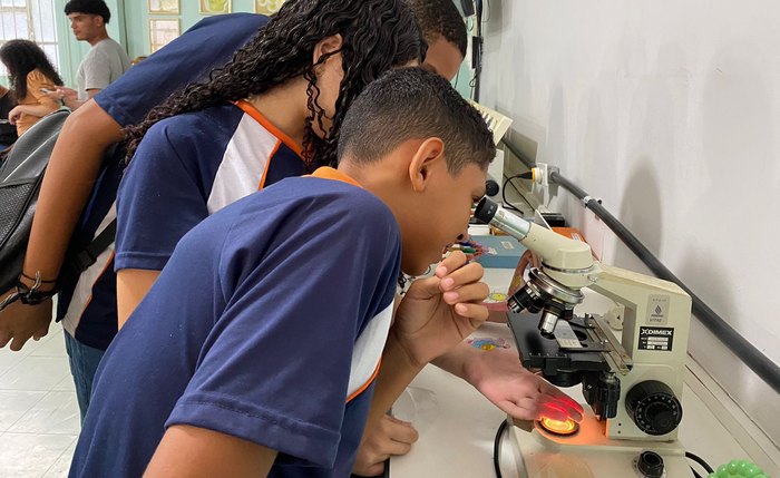 Programação conta com shows de Química, Física, Biologia e Astronomia. A Programação conta com shows de Química, Física, Biologia e Astronomia. A