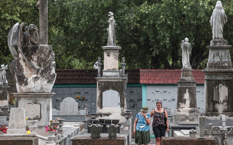 Mortes no país crescem 4,6% em 2024, maior alta fora dos anos de pandemia