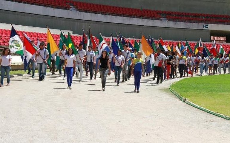 Alunos da rede estadual fazem último ensaio para o desfile