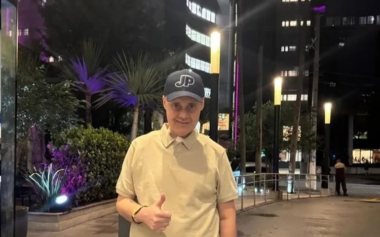 Joãozinho Pereira tem alta depois de ficar 72 dias internado em São Paulo