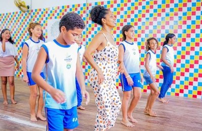 Maceió integra música, teatro e dança à educação em tempo integral desde 2023