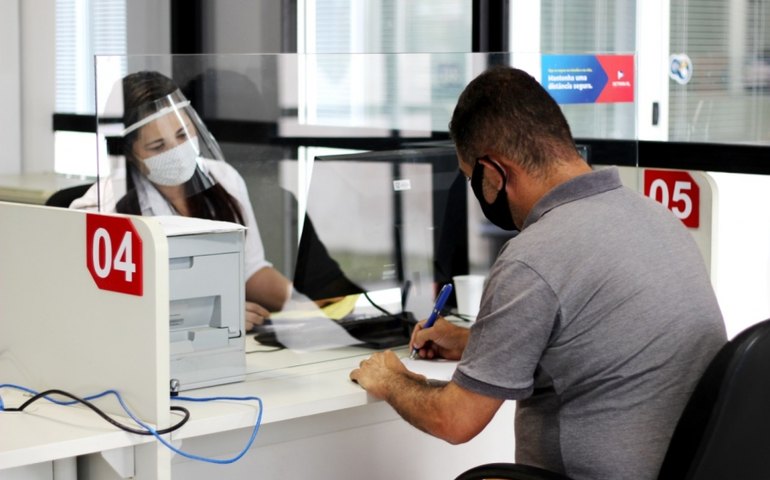 Por agendamento: Detran reabre postos de atendimento em shoppings de Maceió