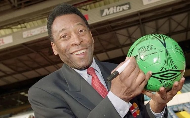 Pelé morreu: políticos brasileiros homenageiam o atleta do século XX