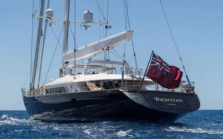 16 minutos de pânico: o que se sabe sobre naufrágio do iate de bilionário