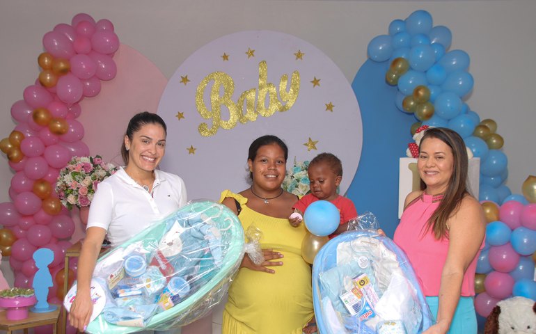 Prefeita Ângela Vanessa lança projeto “Bem-vindo à Vida” que beneficia mamães lajenses em vulnerabilidade social