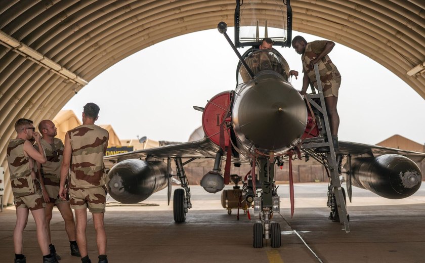 Caças fran]ceses Mirage 2000 enviados à Ucrânia não mudarão curso do conflito armado, diz mídia